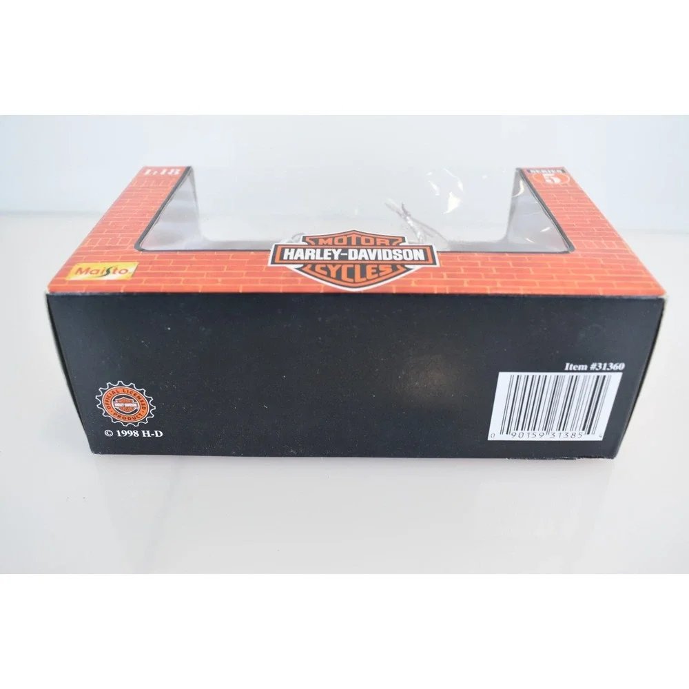 Harley Davidson Maisto 1962 FLH Duo Glide Diecast 1:18 in box